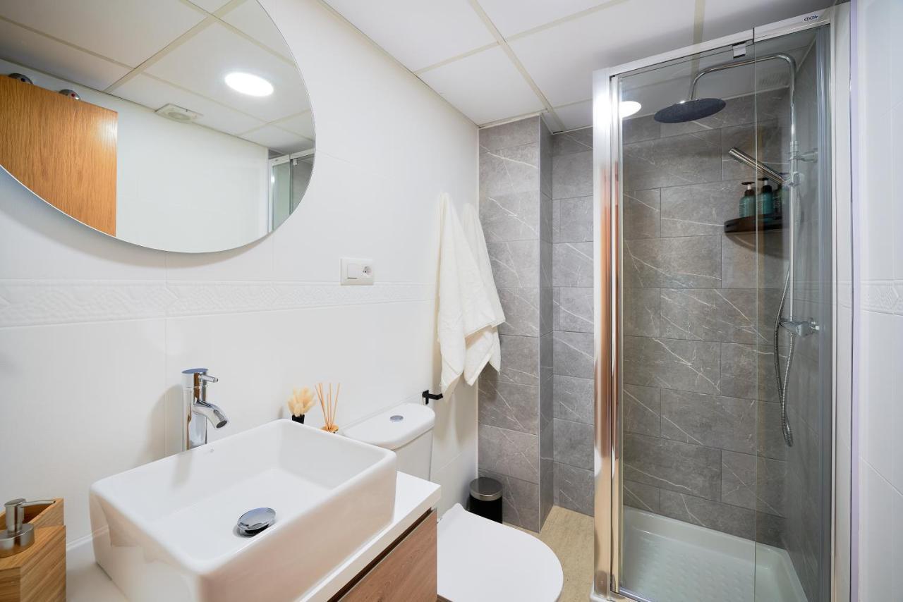 Charming And Bright Flat In The Heart Of * Malaga